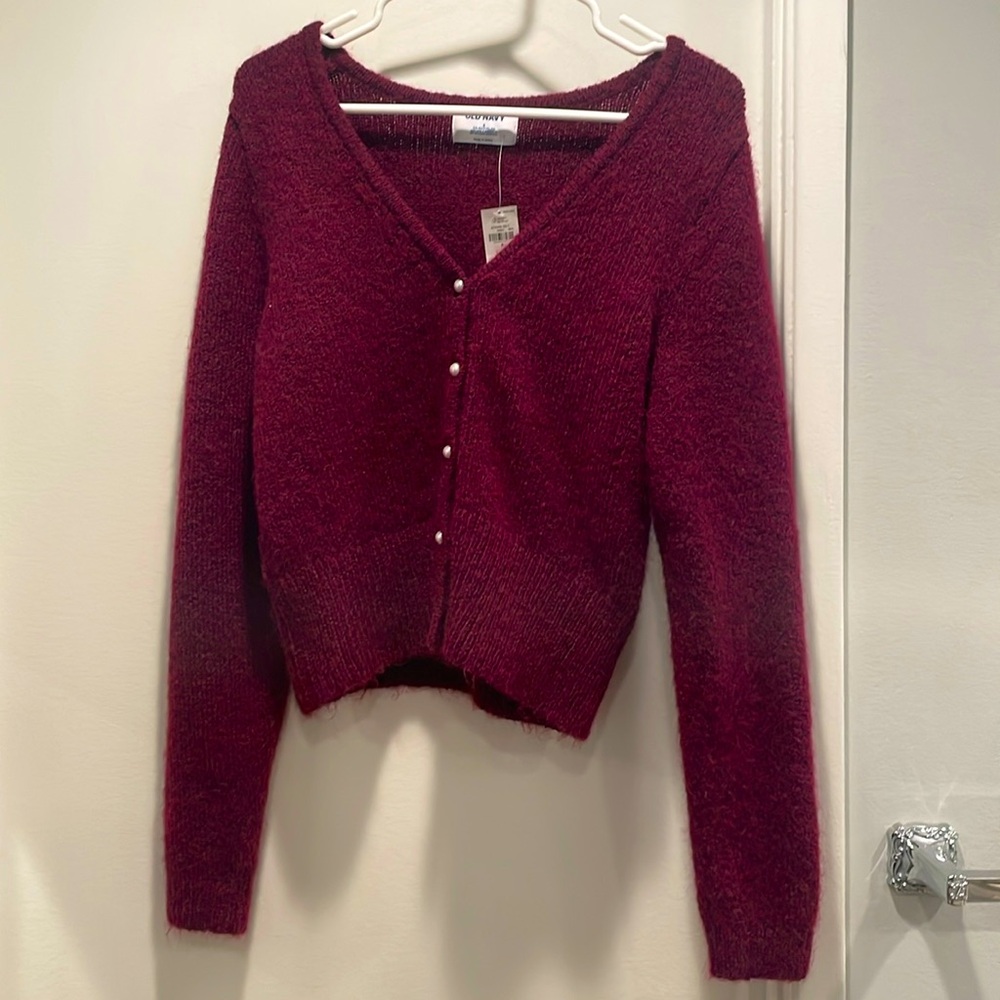 Old Navy cardigan , new with tags, burgundy with faux pearl buttons, size small